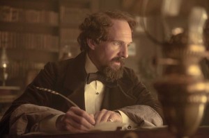 Ralph Fiennes stars in and directs The Invisible Woman.