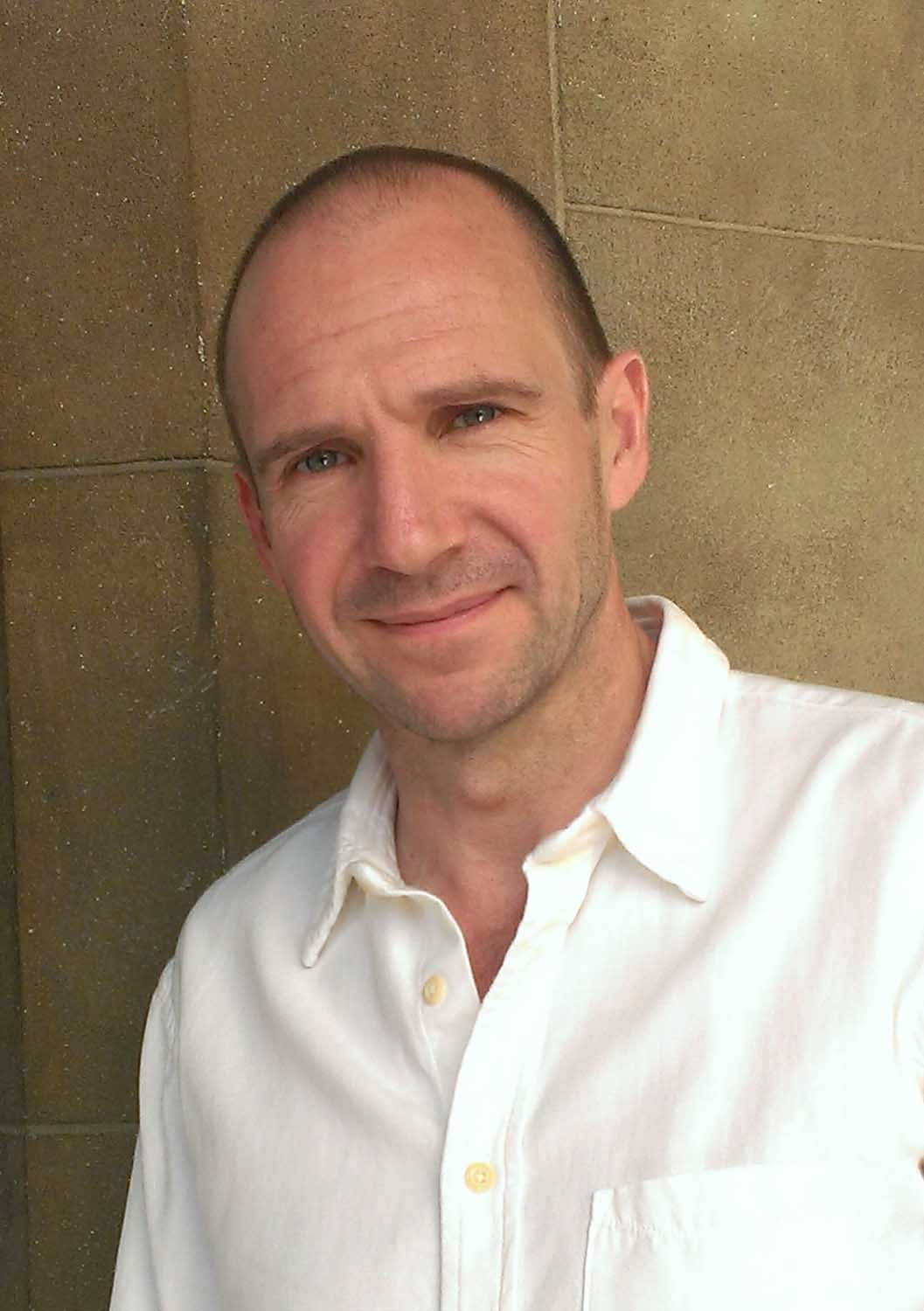 young ralph fiennes