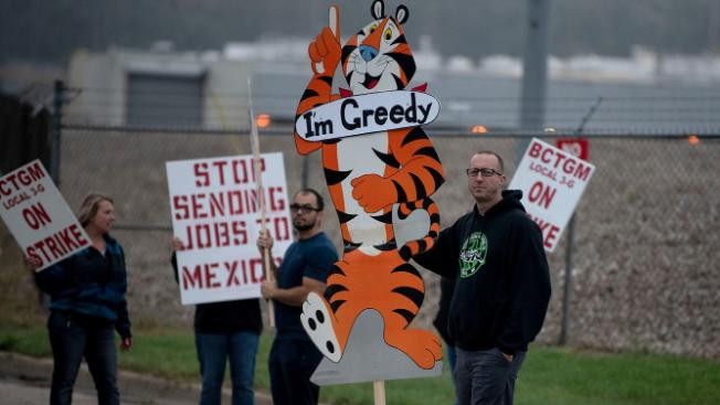 Kellog's Strike (Photo by Ayssa Keown, Battle Creek Enquirer)